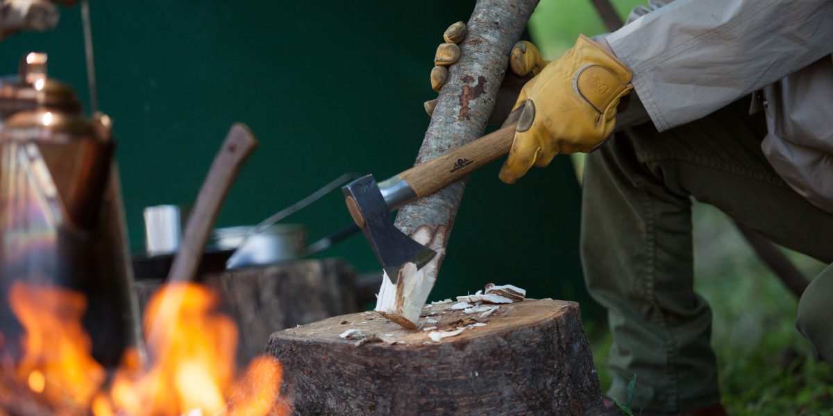 アウトドアアックス | ファイヤーサイド - 薪ストーブと焚き火で楽しむ 